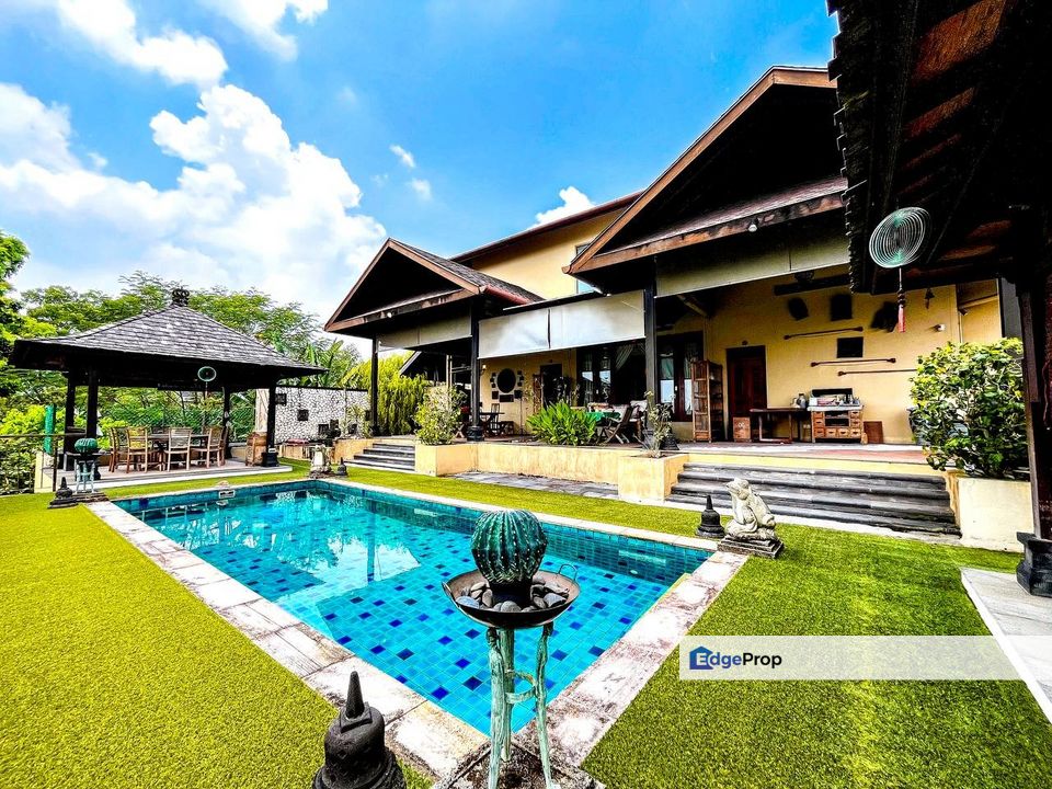 Monterez Golf & Country Club Shah Alam 2 Storey Bungalow U9 FOR SALE , Selangor, Shah Alam