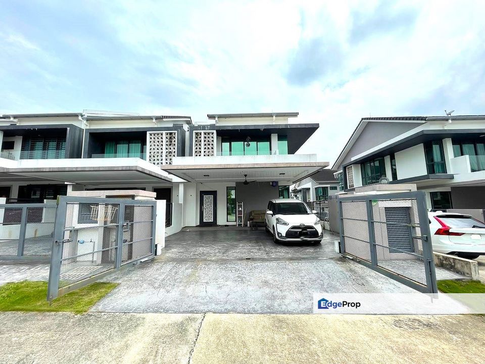Ferrea Denai Alam Shah Alam End Lot Double Storey Terrace For Sale Freehold   , Selangor, Denai Alam