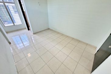 Bangi Avenue 3, Seksyen 7