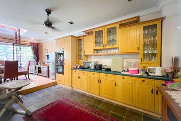 Seksyen 13, Shah Alam