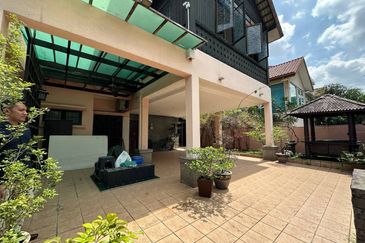 USJ 17 Subang Jaya Double Storey Semi D For Sale Freehold  