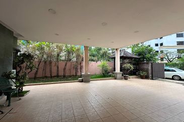 USJ 17 Subang Jaya Double Storey Semi D For Sale Freehold  