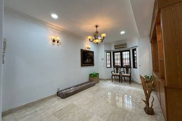 USJ 17 Subang Jaya Double Storey Semi D For Sale Freehold  