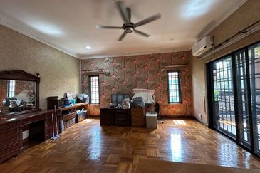 USJ 17 Subang Jaya Double Storey Semi D For Sale Freehold  