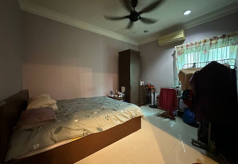 USJ 17 Subang Jaya Double Storey Bungalow For Sale Freehold  