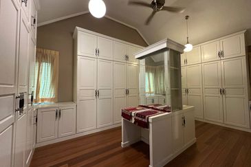 USJ 17 Subang Jaya Double Storey Bungalow For Sale Freehold  