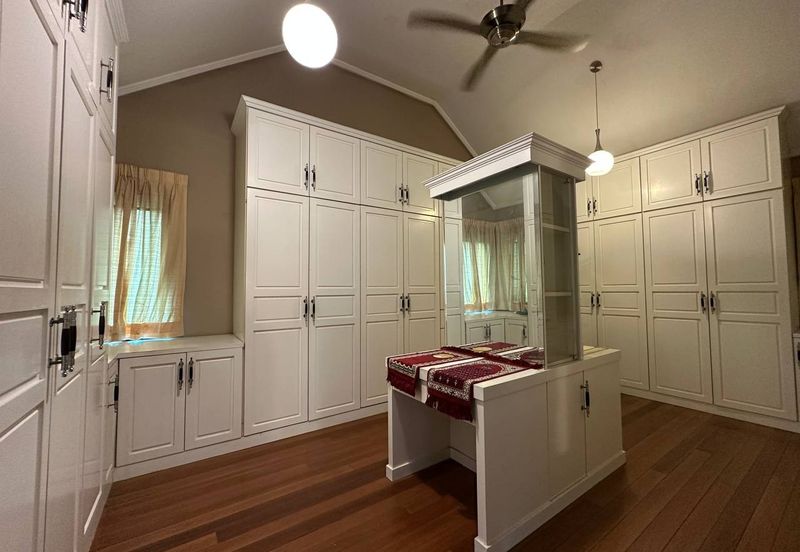 USJ 17 Subang Jaya Double Storey Bungalow For Sale Freehold  