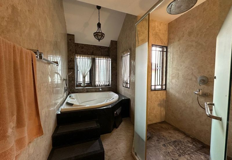 USJ 17 Subang Jaya Double Storey Bungalow For Sale Freehold  