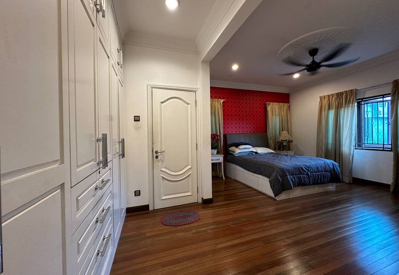 USJ 17 Subang Jaya Double Storey Bungalow For Sale Freehold  