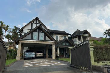 USJ 17 Subang Jaya Double Storey Bungalow For Sale Freehold  