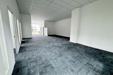 Perindustrian Tekno Jelutong 3 Storey Semi D Jalan Kerawang Bukit Jelutong Seksyen U8 Shah Alam For Sale Freehold  