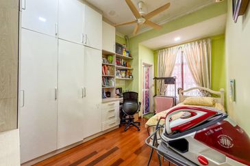 Persiaran Alam Damai 