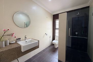 Kampung Datuk Keramat