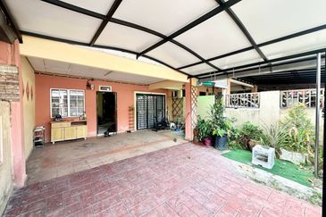 Bandar Tun Hussein Onn