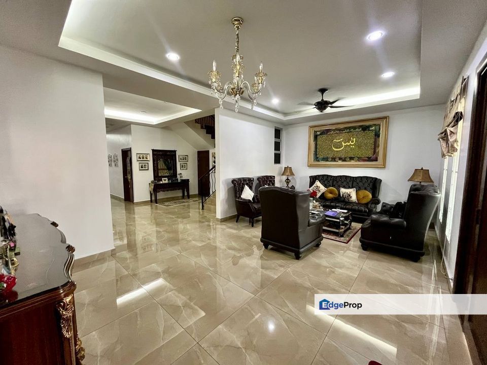 Taman Melewar Batu Caves Gombak Kuala Lumpur 3 Storey Semi D For Sale Freehold     , Selangor, Gombak