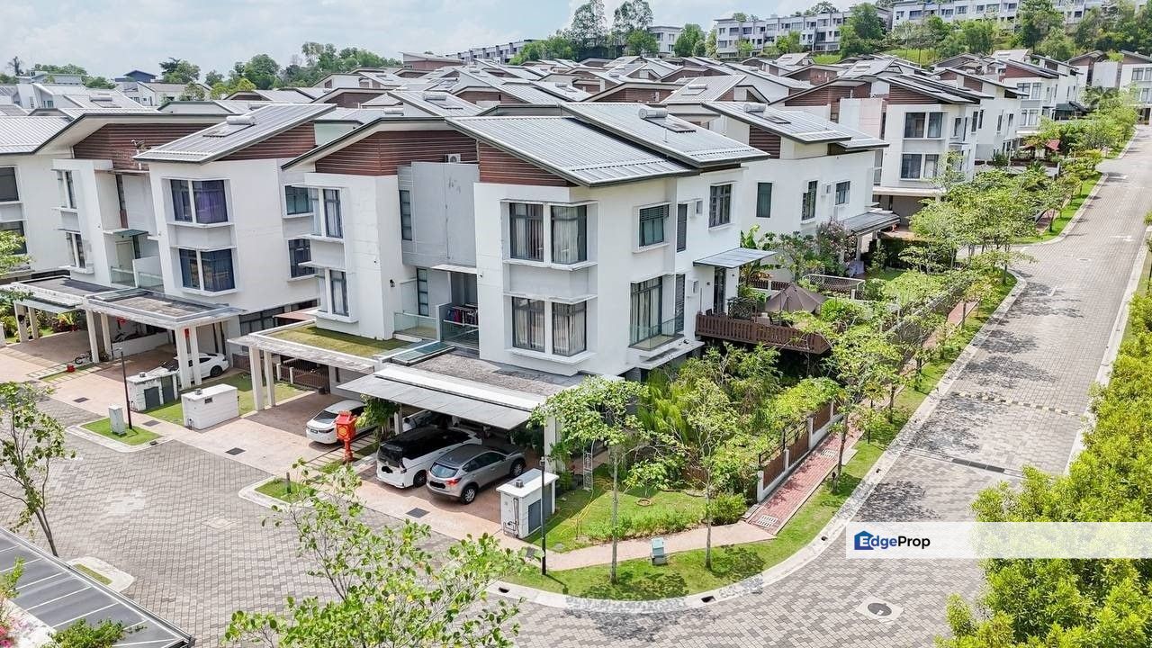 Sunway Eastwood Taman Equine Seri Kembangan 3 Storey Semi D For Sale  , Selangor, Seri Kembangan