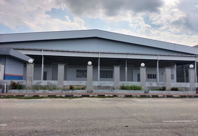 Semenyih detach factory for sale 