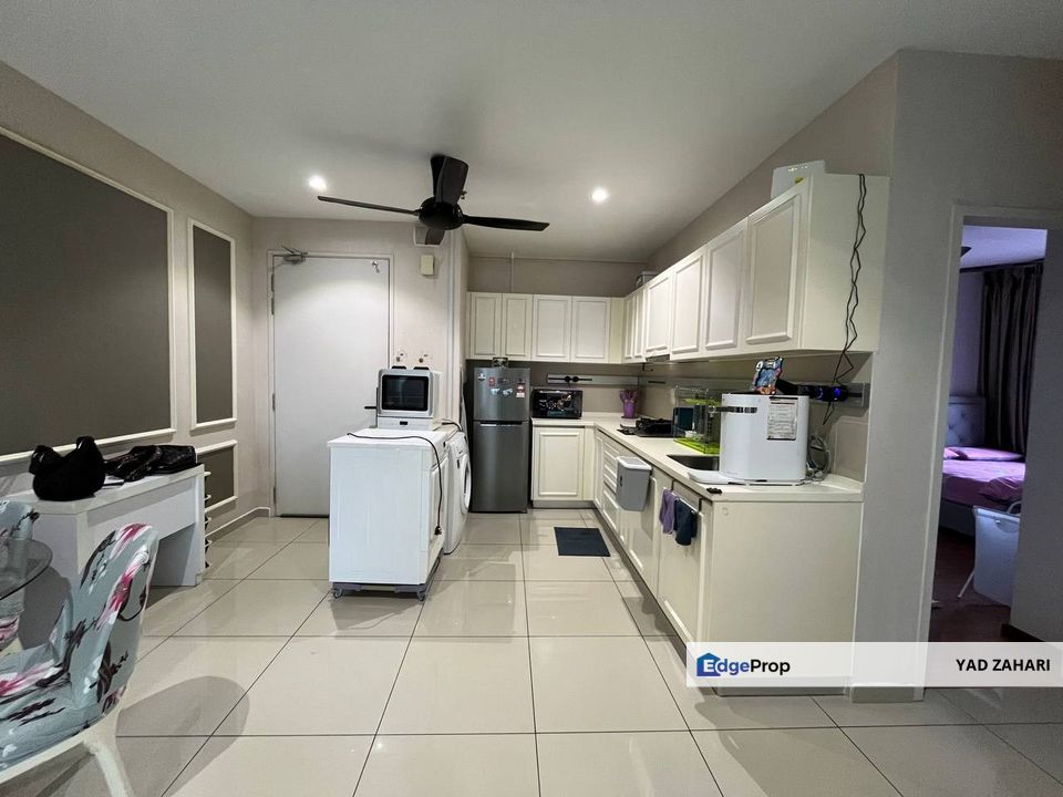 Parisien Tower, iCity, Shah Alam | RM560K - Fully Furnished, Corner Unit and Covered Walkaway to Mall , Selangor, Shah Alam