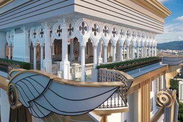 [2023 New Launch Solaris Investment] - AirBnB King with world class facilities 