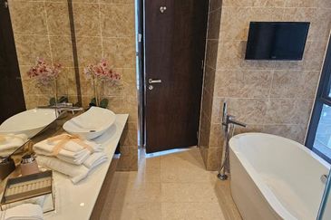 TRX Financial Hub Condo ROI 10% 