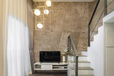 {Freehold Sky Bungalow} 3km - TRX Residence MRT Linked ROI 8%