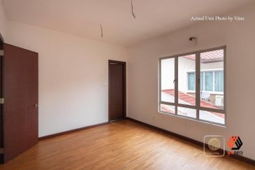 Setia Nusantara. Corner Lot Bungalow at Setia Eco Park