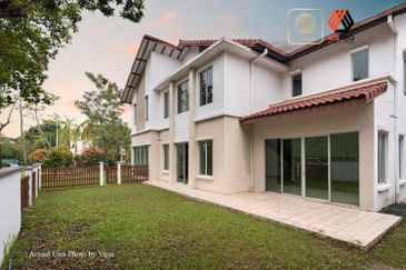 Setia Nusantara. Corner Lot Bungalow at Setia Eco Park