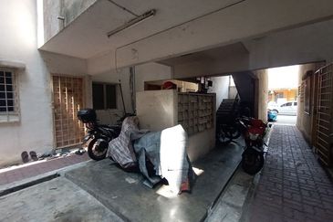 Pangsapuri Seri Saujana