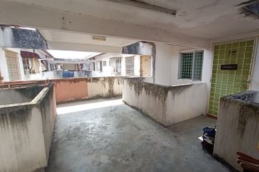 Pangsapuri Seri Saujana