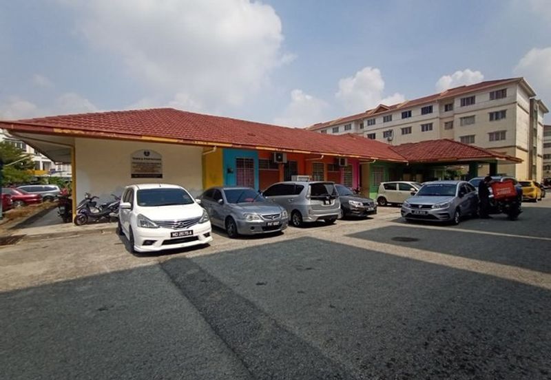 Pangsapuri Seri Saujana