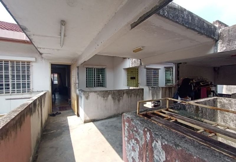 Pangsapuri Seri Saujana