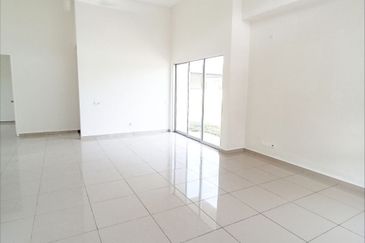 FREEHOLD BUNGALOW Single Storey Indahville 2 Pulau Indah Port Klang