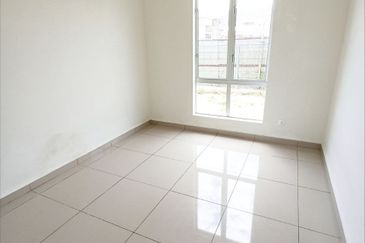 FREEHOLD BUNGALOW Single Storey Indahville 2 Pulau Indah Port Klang