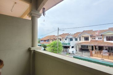 Desa Kolej
