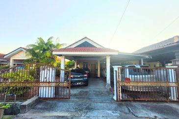 Taman Sri Bayu, Tanjong Sepat