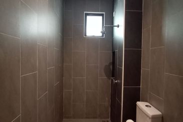 NEAR HOSPITAL EHSAN WIDURI Tower Service Apartment Nilai