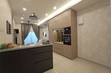NEAR HOSPITAL EHSAN WIDURI Tower Service Apartment Nilai