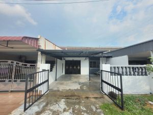 RENOVATED Single Storey Terrace @ Taman Melaka Baru, Batu Berendam ...
