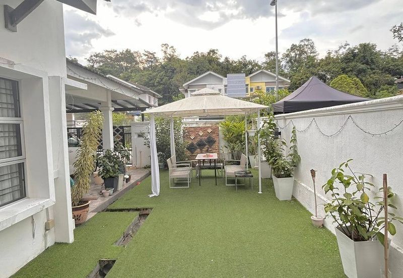 Taman Tasik Semenyih (Lake Residence)