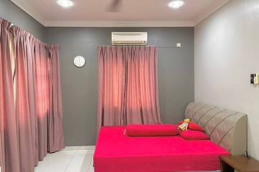 Taman Tasik Semenyih (Lake Residence)