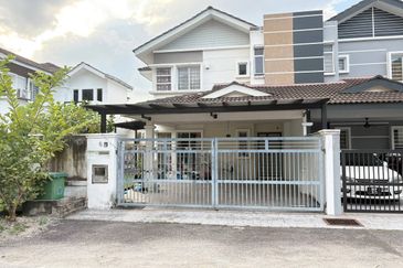 Taman Tasik Semenyih (Lake Residence)