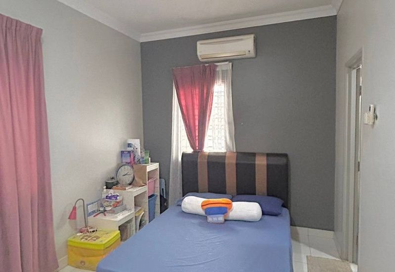 Taman Tasik Semenyih (Lake Residence)