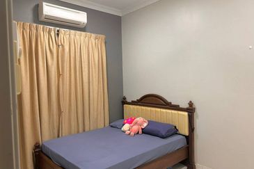 Taman Tasik Semenyih (Lake Residence)