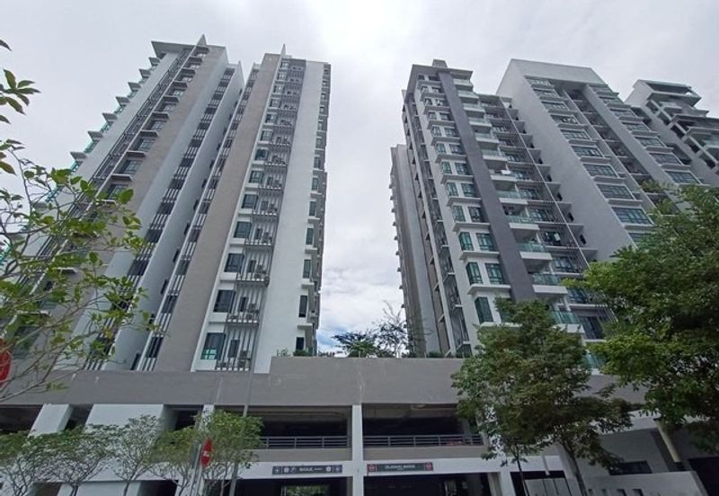 Aura Residence @ Precint 8