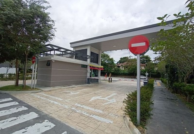 Aura Residence @ Precint 8