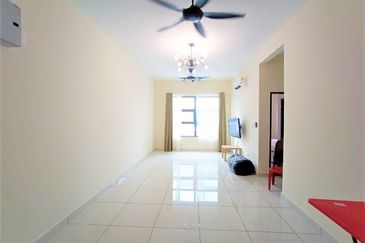 Aura Residence @ Precint 8