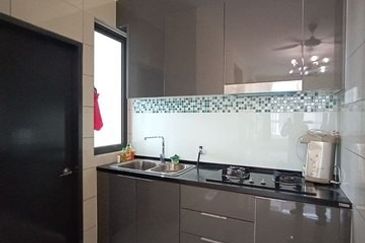 Aura Residence @ Precint 8