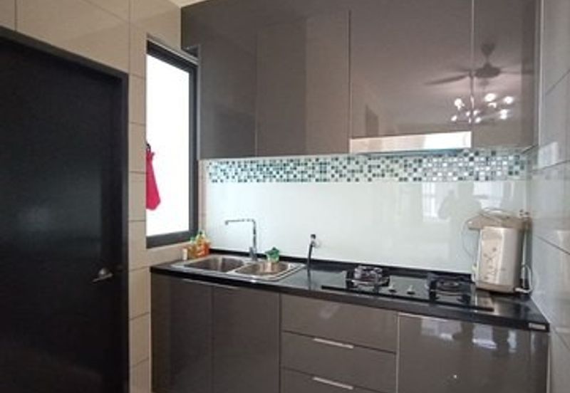 Aura Residence @ Precint 8