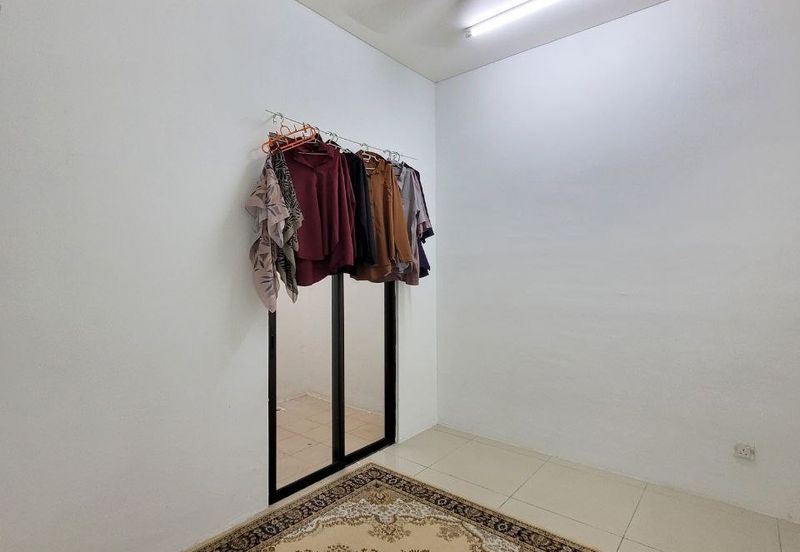 TAMAN BAYU INDERA, LUKUT