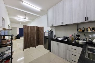 TAMAN BAYU INDERA, LUKUT